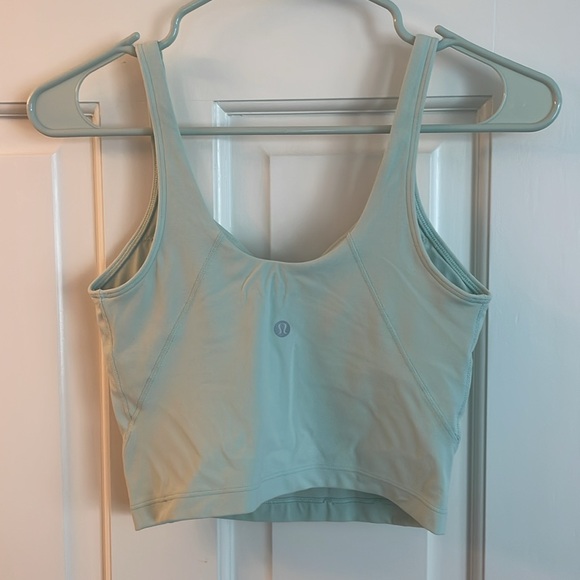Women’s lululemon tank top size 6. - Picture 2 of 2